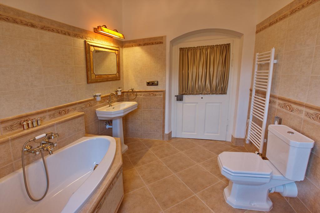 Vila Magnolia Banská Štiavnica Habitación foto